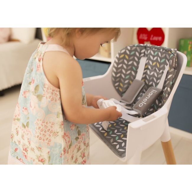Scaun de masa, Lionelo, Koen, Din fag, 2 in 1, Transformabil, Sustine 30 kg, 6 luni+, Conform cu standardul european de securitate EN14988, Bej BYNLO-KOEN_BEIGE_SAND