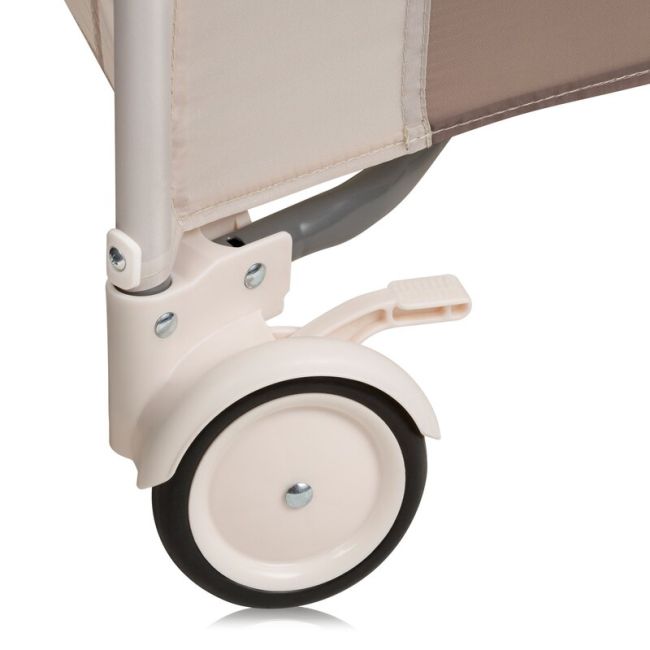 Tarc de joaca copii, Lionelo, Bonnie, Pana la 15 kg, 100 x 100 cm, Pliere compacta, Include geanta de transport, Din plasa, Cu intrare laterala cu fermoar, Cu roti, Cu salteluta din spuma, Conform cu EN12227, Bej BYNLO-BONNIE_BEIGE_SAND
