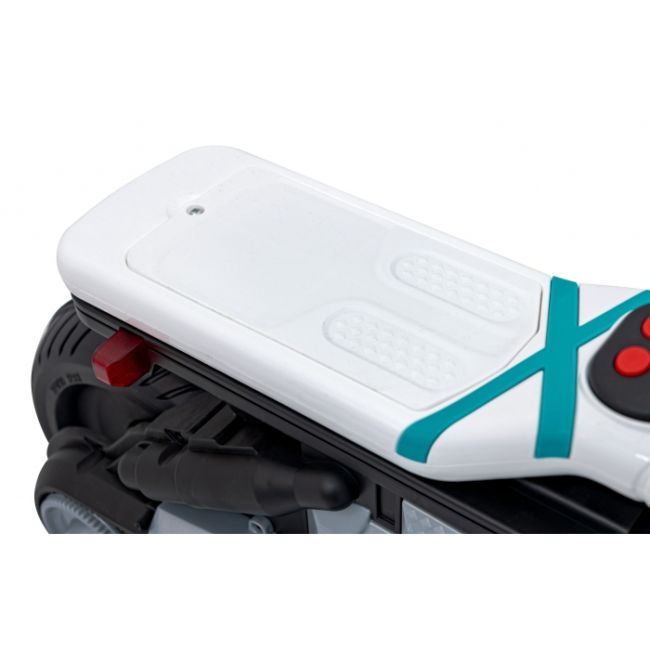Motocicleta electrica future qls-805, roti din plastic + 2 roti ajutatoare, 88x46x56 cm, putere 25w - alb edeedipa.qls-805.bia