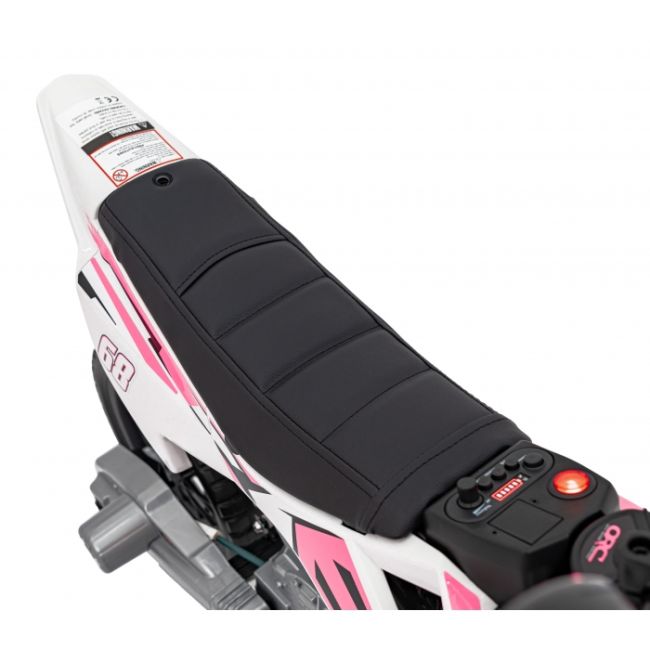 Motocicleta electrica pantone 361c, roti eva + 2 roti ajutatoare, scaun tapitat, 108x59x72 cm, putere 60w - roz edeedipa.jt5006.roz