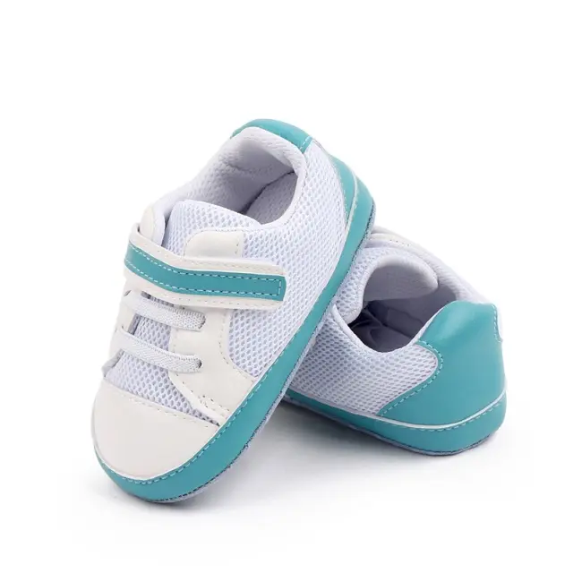 Adidasi sport pentru bebelusi albi cu insertii turcoaz chd2800-1-va4