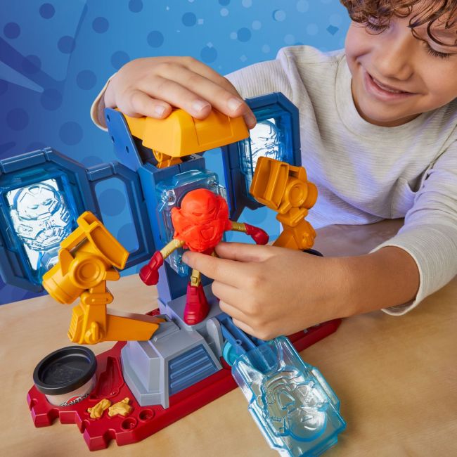 PLAY DOH IRON MAN LABORATORUL DE ARMURA VIVG0035