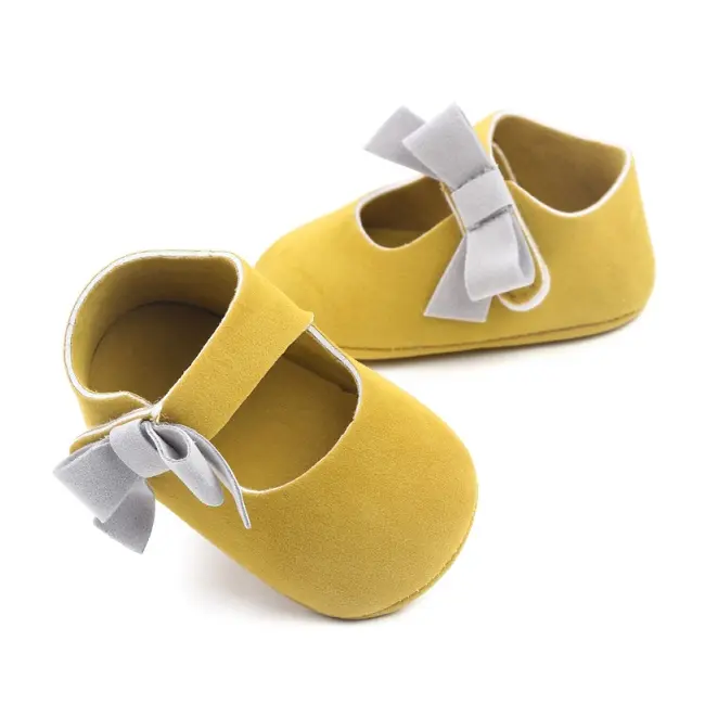 Pantofi pentru bebelusi, galben mustar cu fundita gri chd2749-1-va10