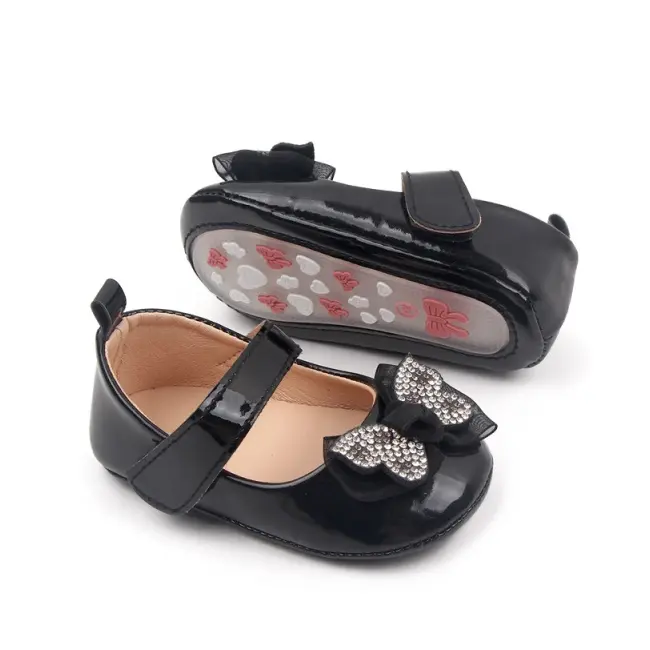 Pantofiori negri, din lac, cu fundita cu strasuri csbb3028-1-va9
