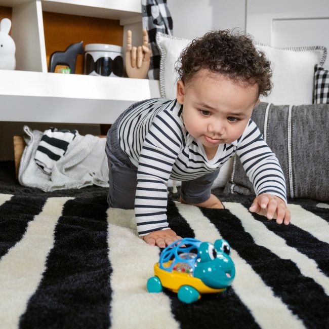 Baby einstein - masinuta cu zornaitoare curious car neptune oball bbb16766