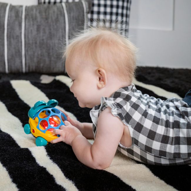 Baby einstein - masinuta cu zornaitoare curious car neptune oball bbb16766