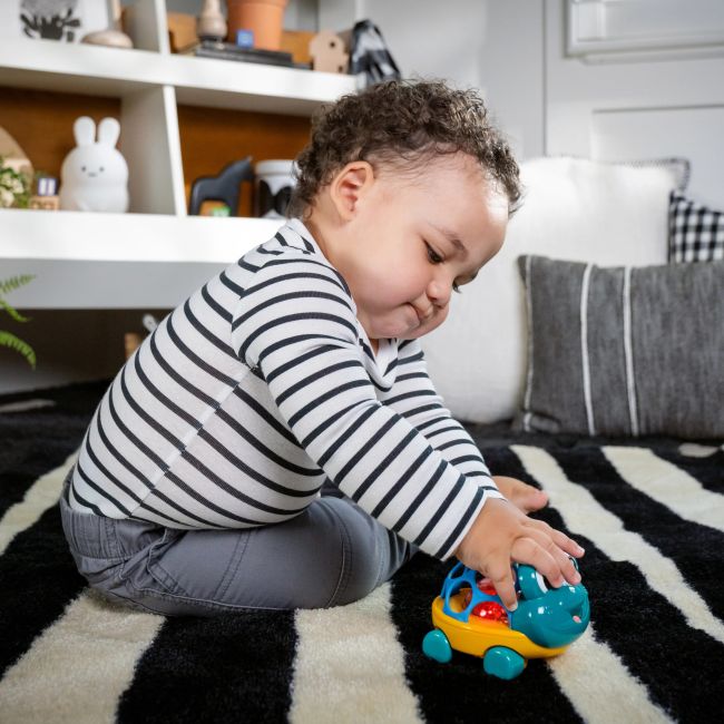 Baby einstein - masinuta cu zornaitoare curious car neptune oball bbb16766