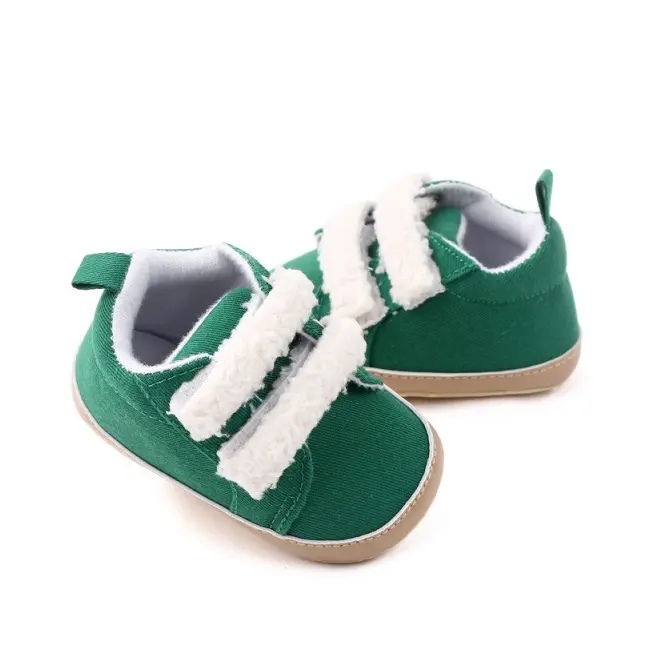 Pantofi pentru bebelusi, verzi, cu barete din blanita csbl2250-3-va14