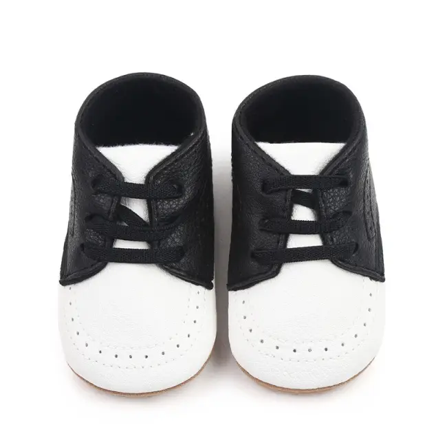 Pantofiori albi cu negru cu sireturi din elastic pentru baietei chm1994-2-va14