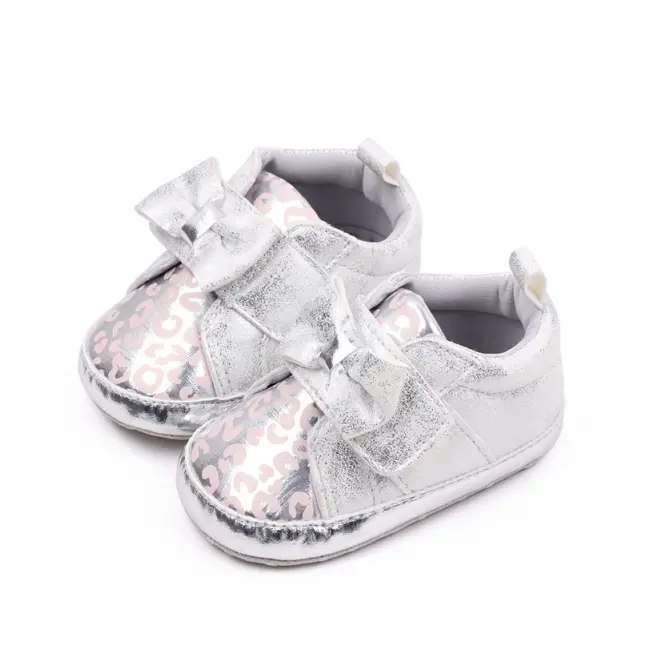 Pantofiori argintii cu imprimeu si fundita csbhx3062-3-va18
