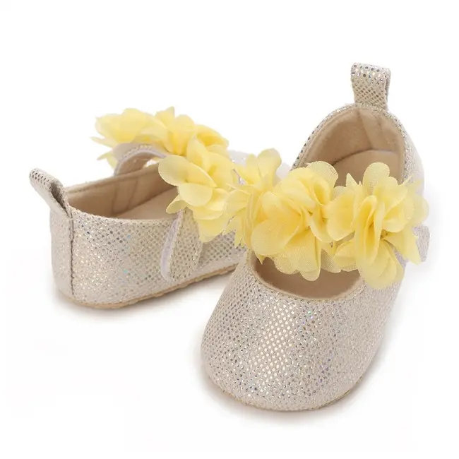 Pantofiori ivoire metalizat cu floricele galbene chj10-2-va17