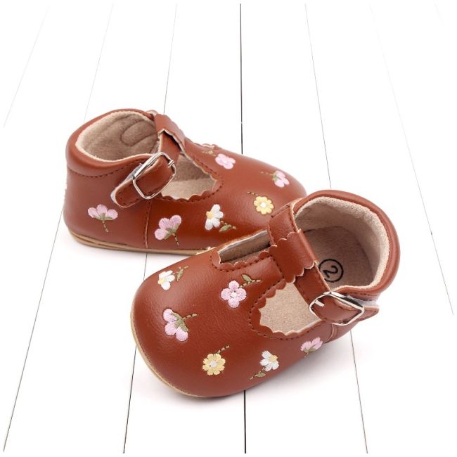 Pantofiori maro cu floricele colorate brodate csbmh3041-2-va12