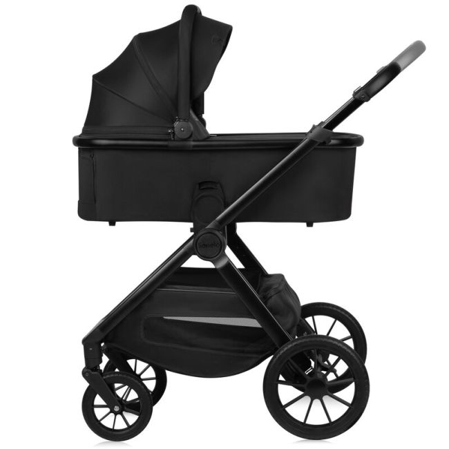 Carucior 2 in 1, Lionelo, Layla, Pana la 22 kg, Cadru aluminiu, Cu landou intarit si salteluta din spuma AirDots, Reversibil, Cu ventilatie 3D, Cu accesorii, EN1888-1, EN1888-2, EN1466, Negru BYNLO-LAYLA_2IN1_BLACK_ONYX