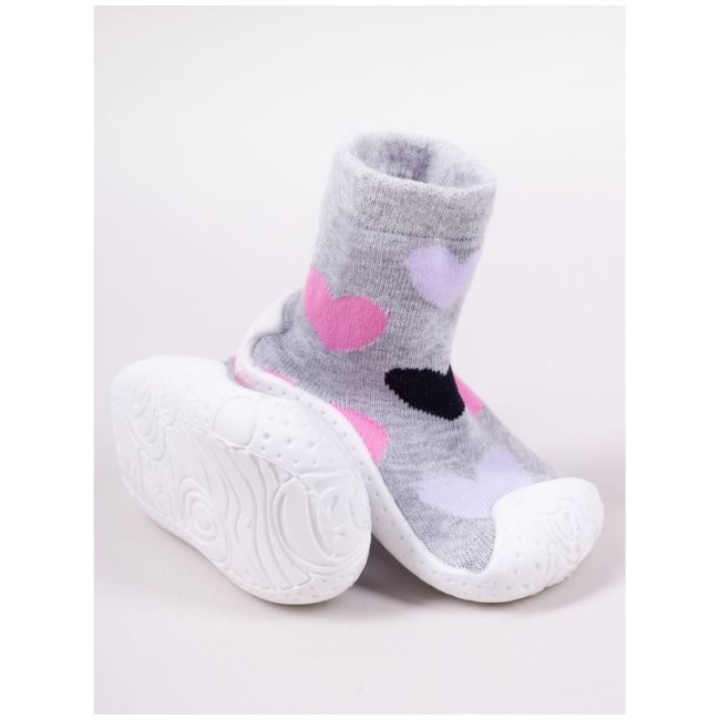 Mocasini pentru copii cu talpă antiderapantă – design inimioare roz și negre pe fond gri obg-0010c
