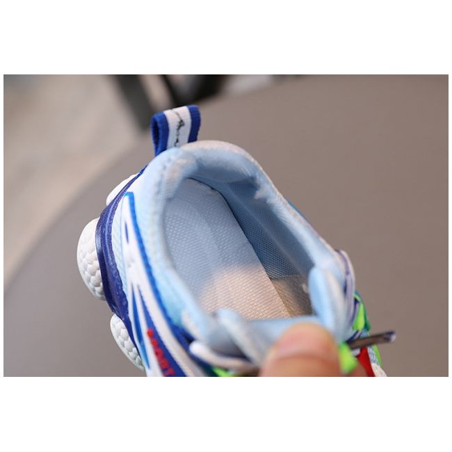 Adidasi multicolori cu luminite pentru baietei md7763-1-c