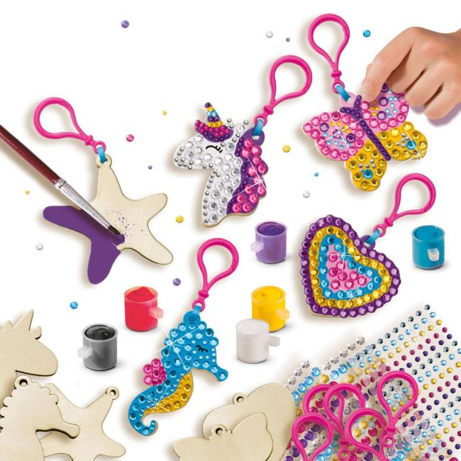 Set de pictat si lipit diamante -brelocuri din lemn sa14702