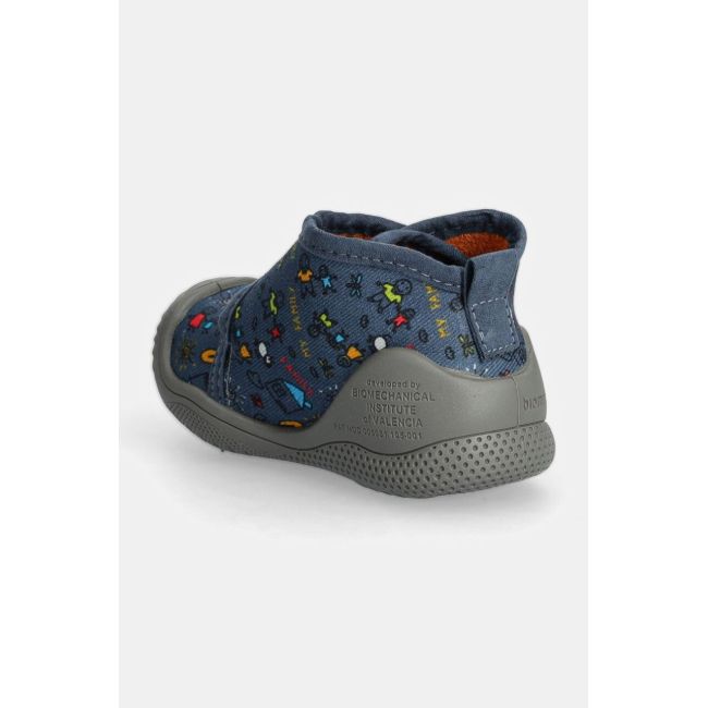 Incaltaminte de interior Biomecanics ZAPATILLA MY FAMILY (Marime: 18) JEM241156-A-18