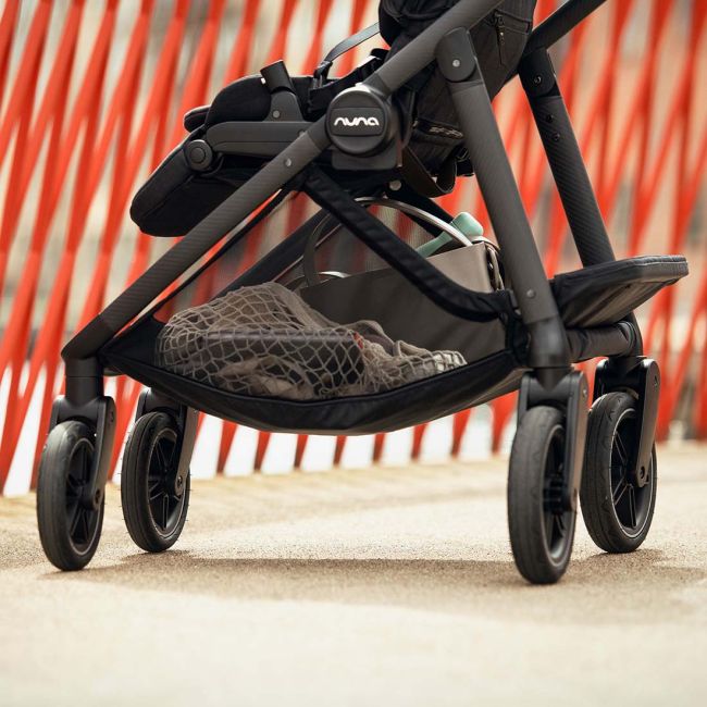 Nuna - carucior cu roti pivotante 360° swiv granite bbbst18600grngl