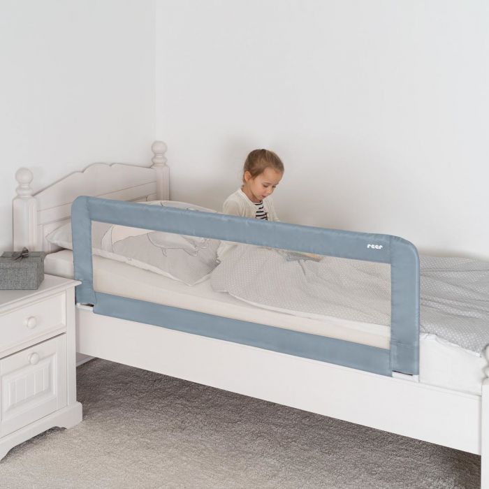 Bariera protectie anticadere pat copii, lungime 150 cm, albastru-gri, Reer Sleep'n Keep XL 45111
